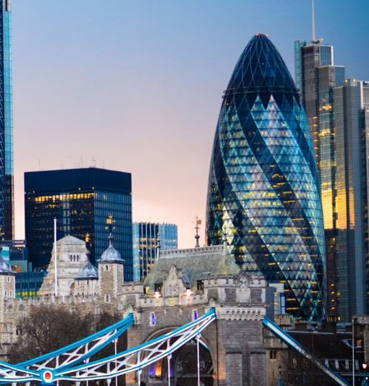 sc-cs-realla-hero Image of London skyline including the Gherkin